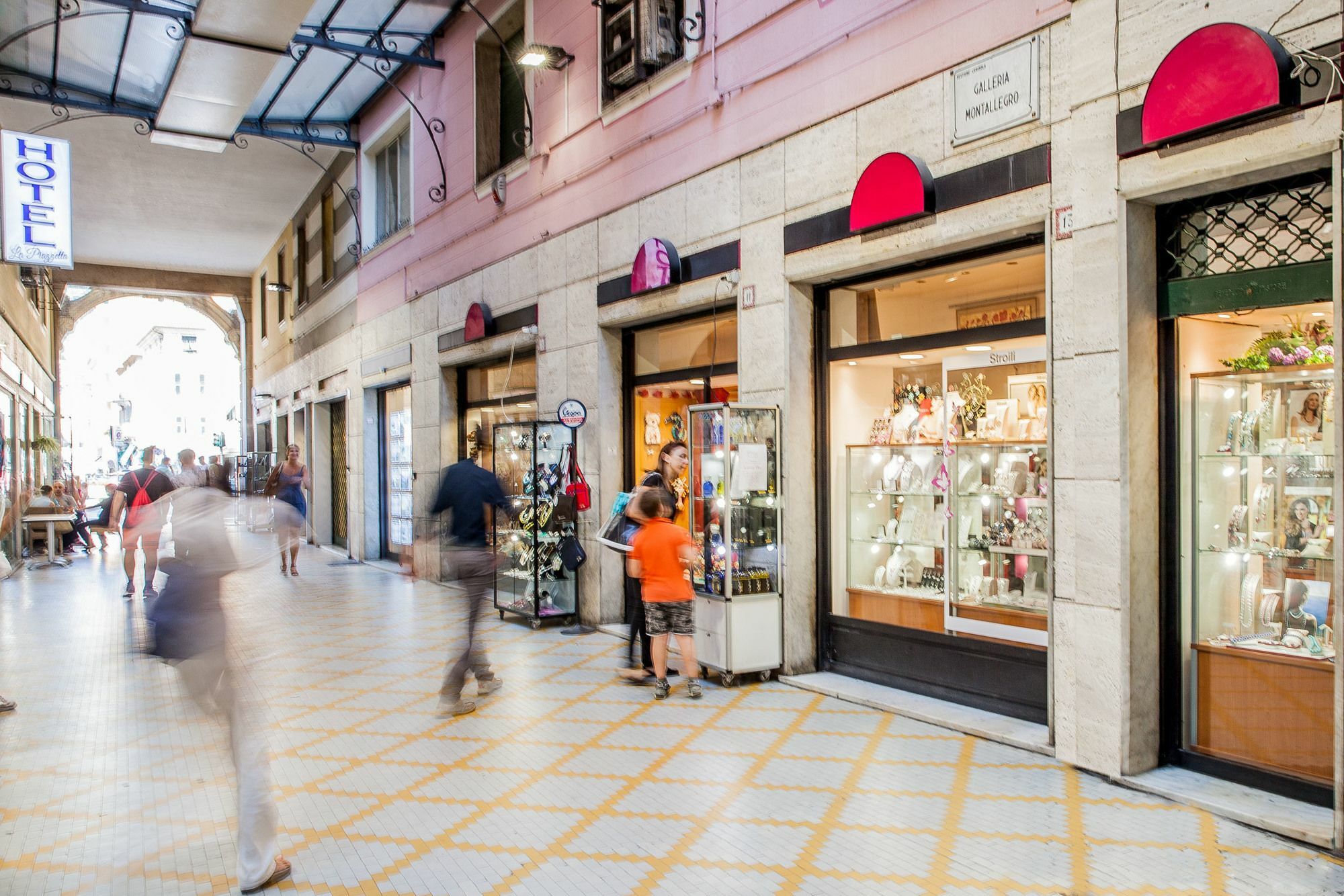 Albergo La Piazzetta Rapallo Exteriör bild